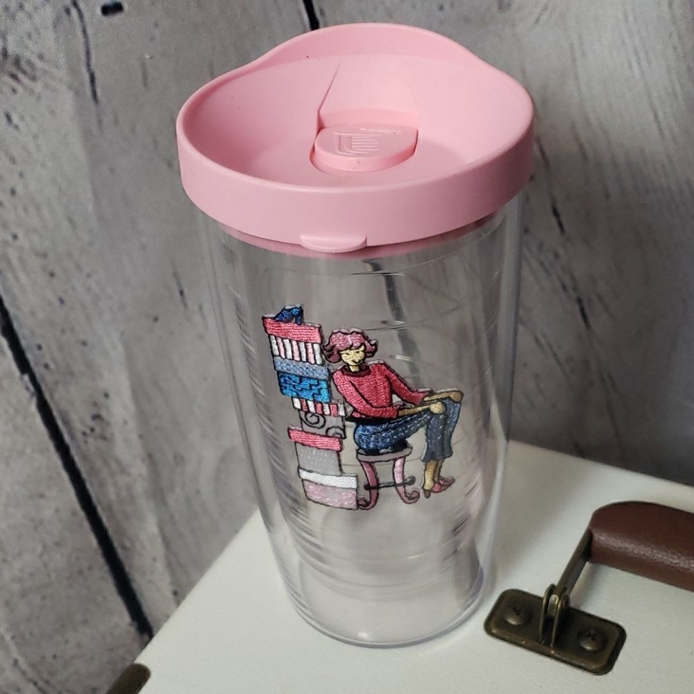 Terri's Tumbler‎